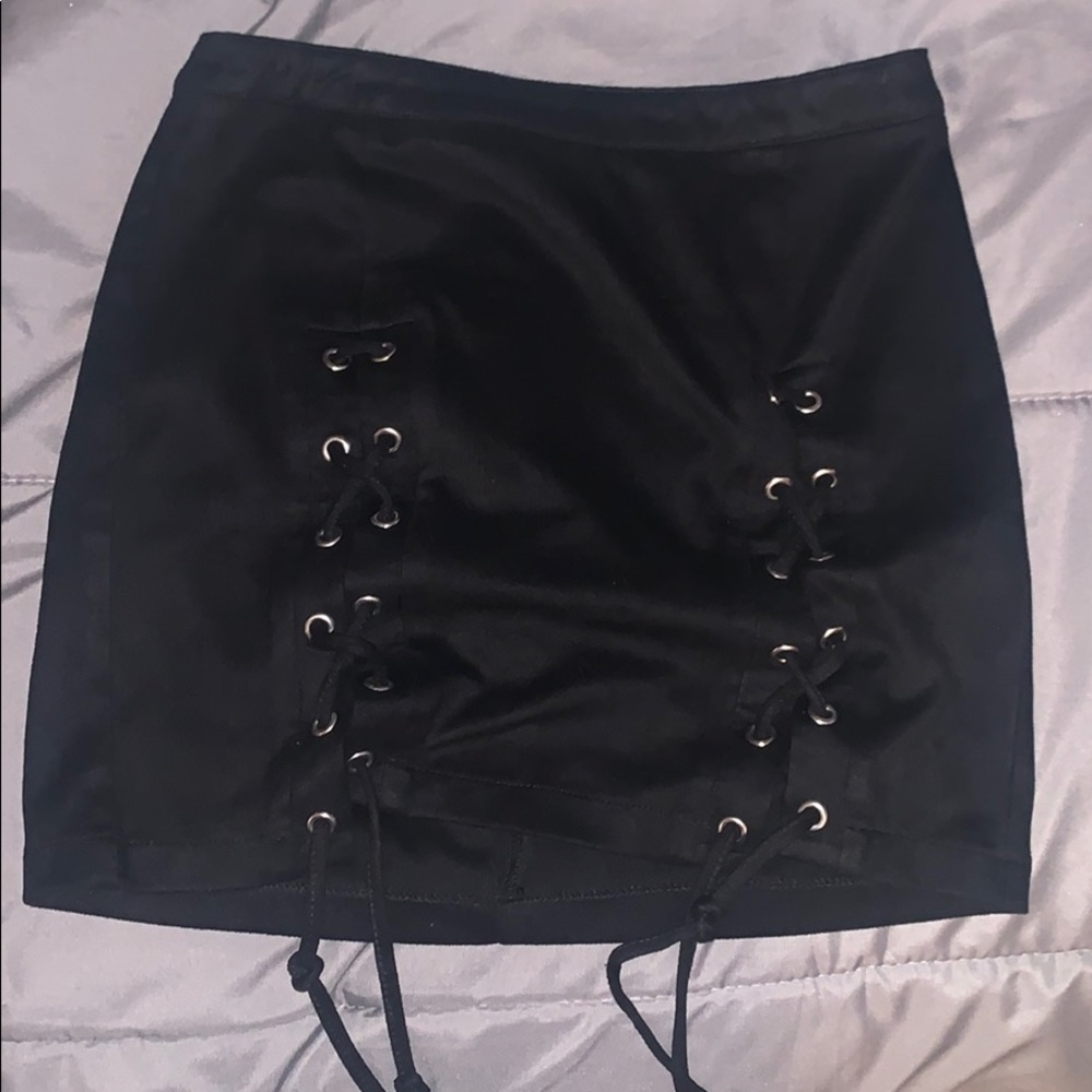 Black skirt